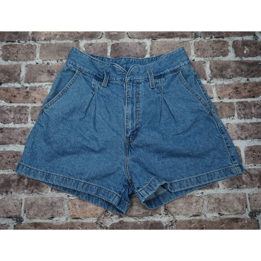 Levi’s 80s Style Mom Denim Jean Shorts Women 30 Fits Sz 28 Ultra High Rise Retro